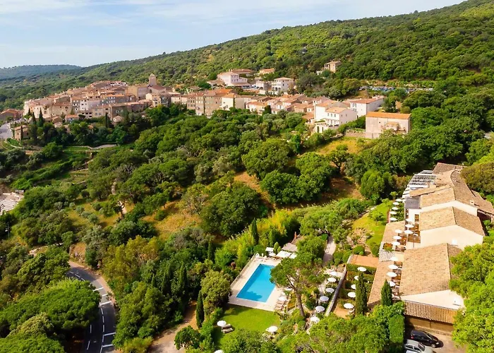 Hotel pres du College: Hostellerie Le Baou